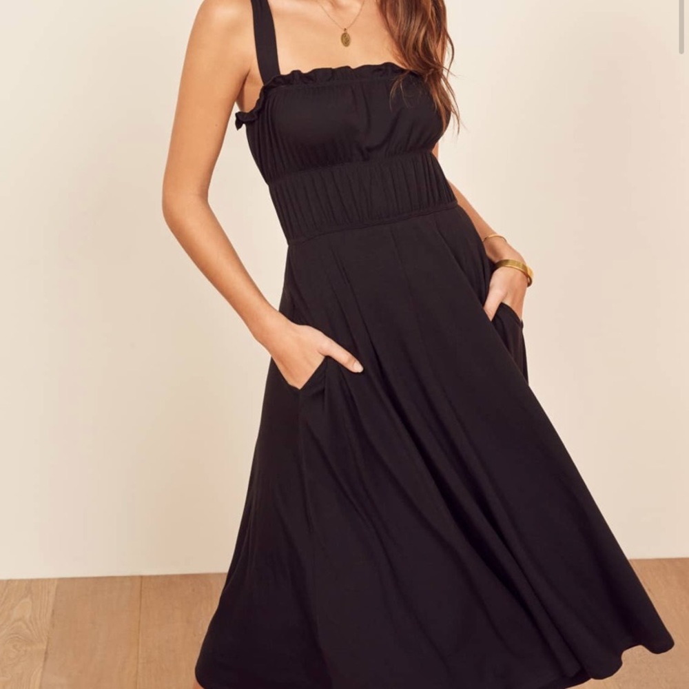 REFORMATION THE MIRANDA DRESS IN BLACK SIZE SMALL